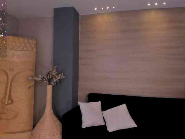 MollySunders webcam
