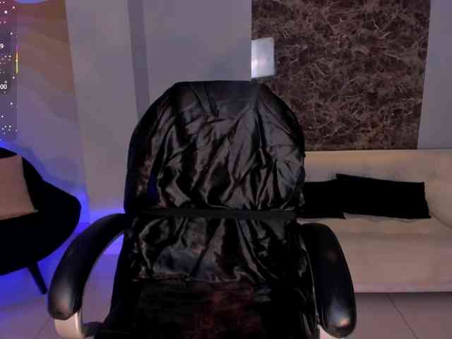 MollySunders webcam