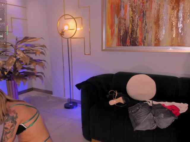 MollySunders webcam