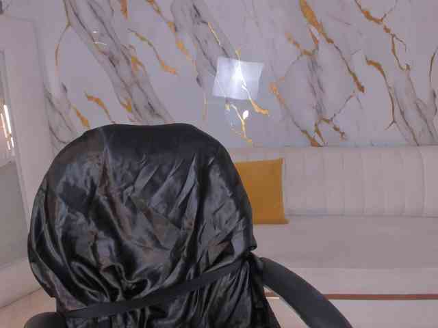 MollySunders webcam