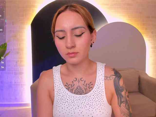 MollySunders webcam