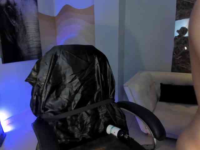 MollySunders webcam