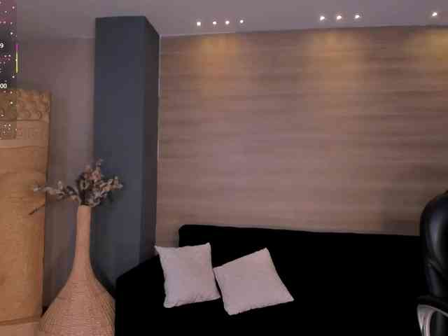 MollySunders webcam