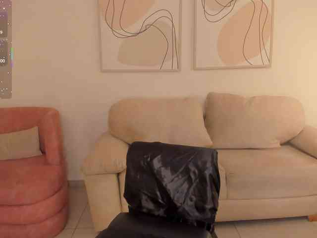 MollySunders webcam