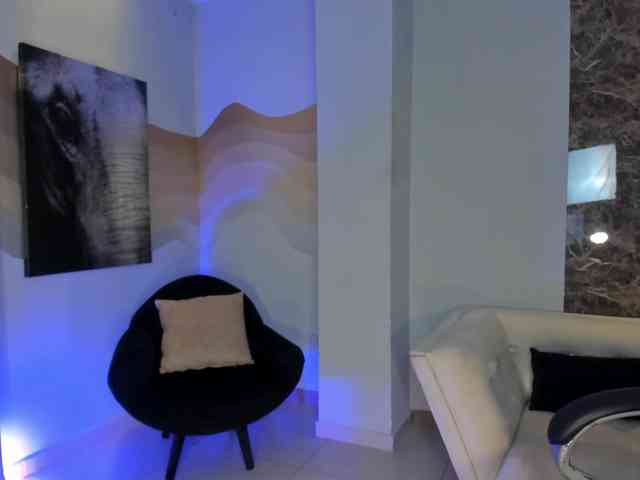 MollySunders webcam