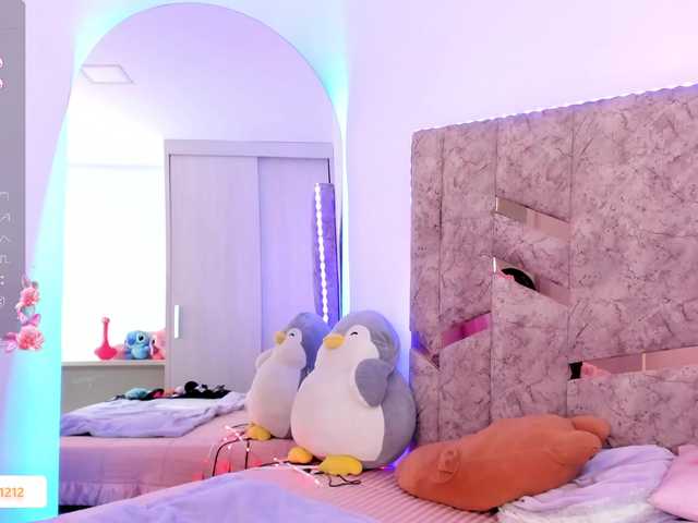 PaulinRoss live webcam show