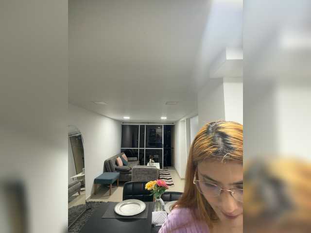 PaulinRoss live cam on BongaCams