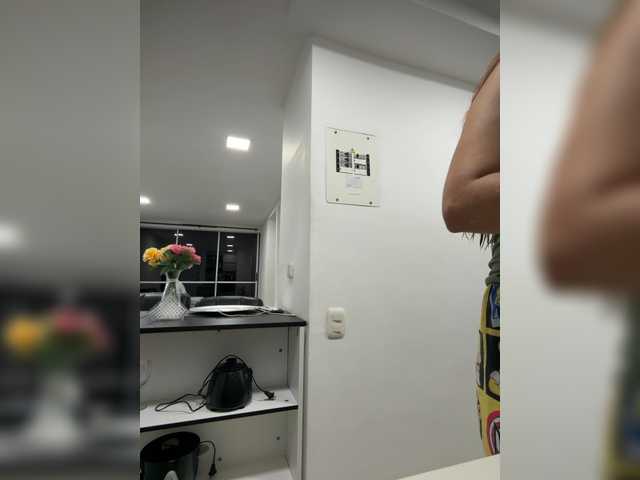 PaulinRoss live cam on BongaCams