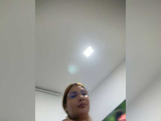 PaulinRoss's BongaCams show and profile