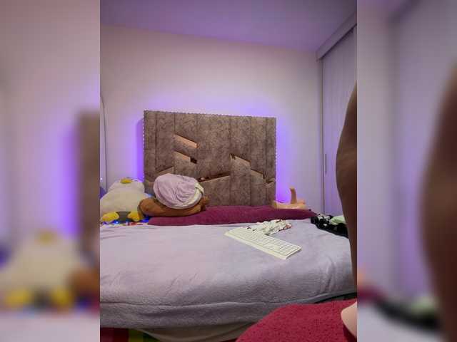 PaulinRoss live cam on BongaCams