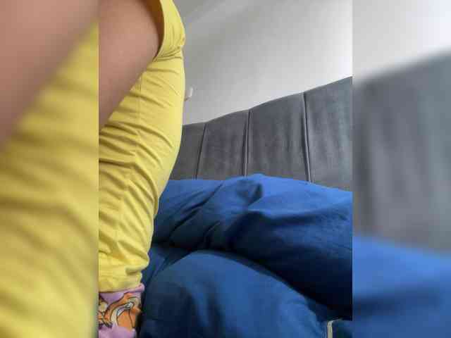 PaulinRoss webcam