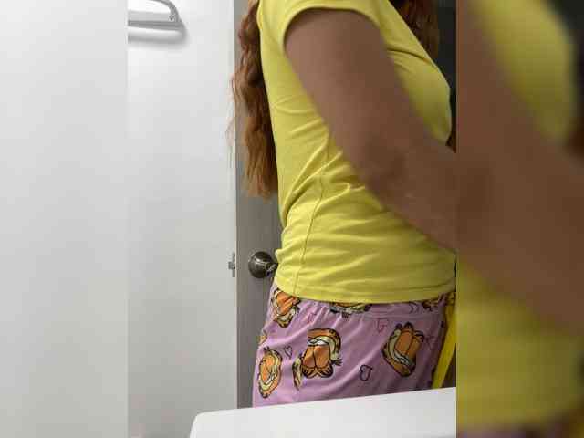 PaulinRoss webcam