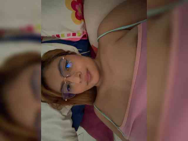 PaulinRoss webcam