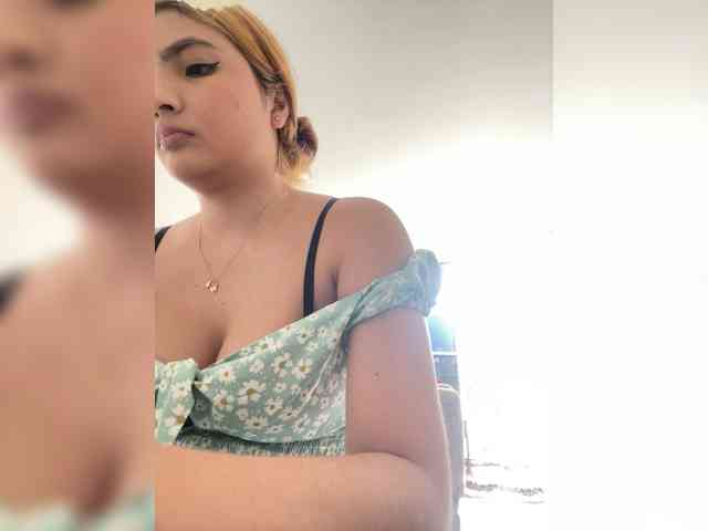 PaulinRoss webcam