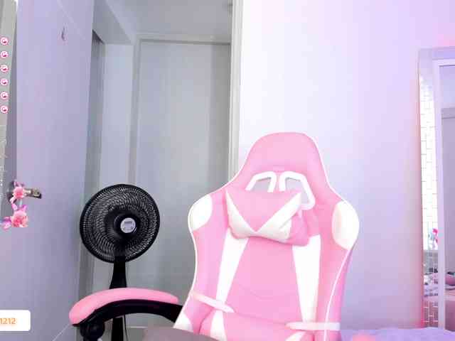 PaulinRoss webcam