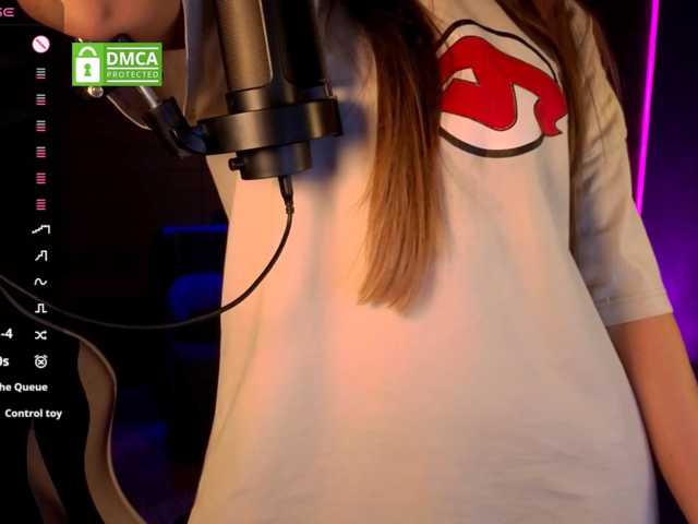 FemAlice live cam on BongaCams
