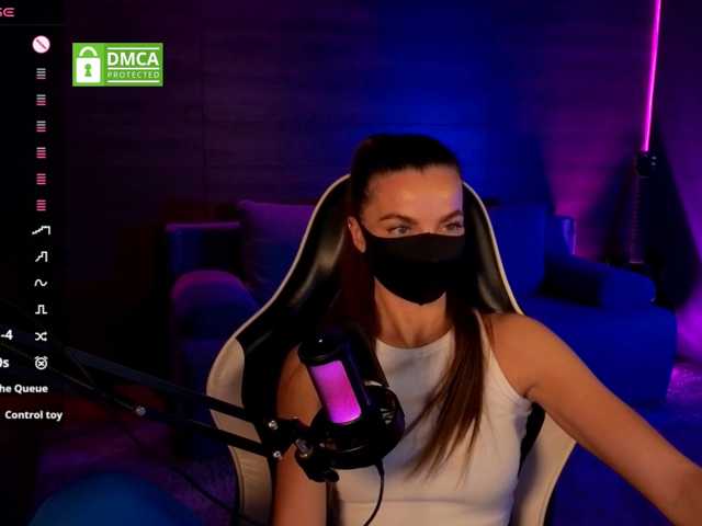 FemAlice live cam on BongaCams