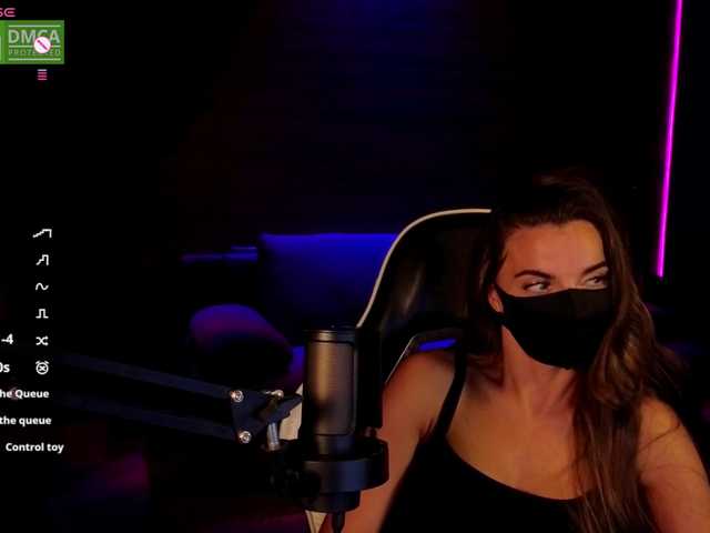 FemAlice live cam on BongaCams