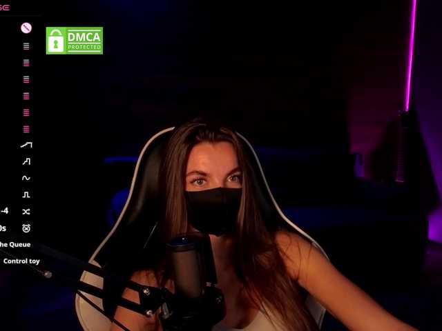 AliceFoXy