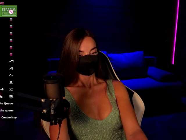 FemAlice live cam on BongaCams