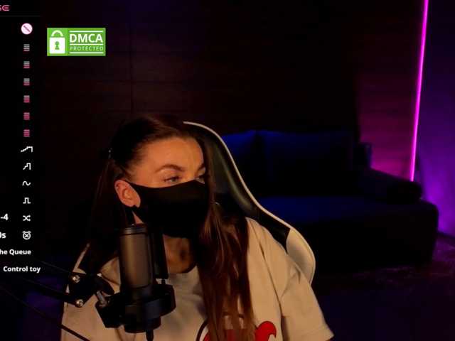 FemAlice live cam on BongaCams