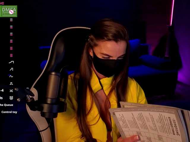 FemAlice live cam