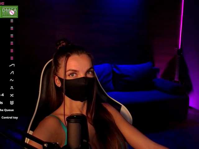 FemAlice live cam on BongaCams