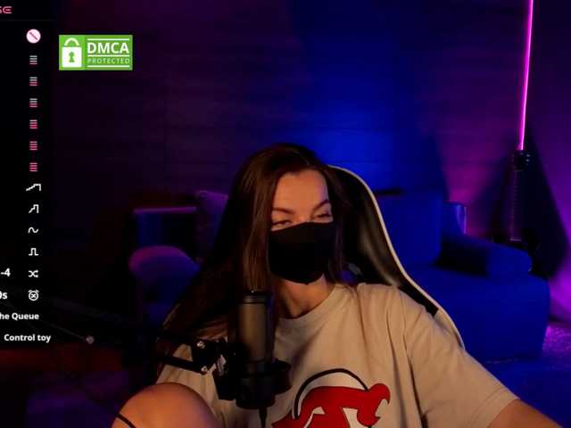 FemAlice live cam on BongaCams