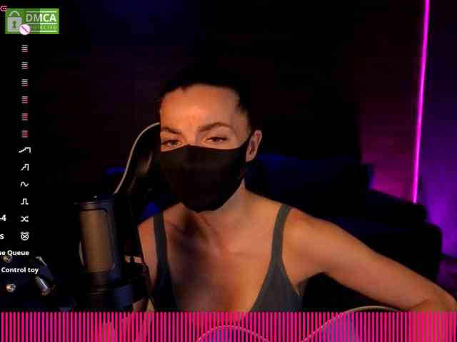 AliceFoXy webcam