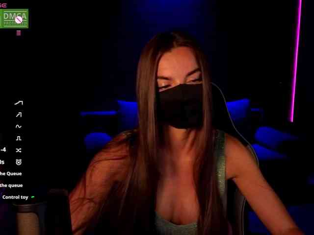 AliceFoXy webcam