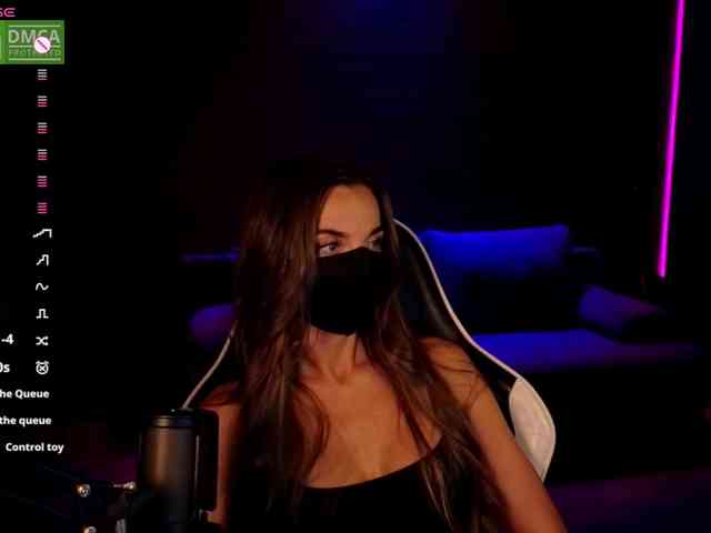 AliceFoXy webcam