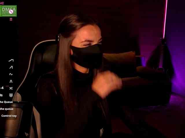 AliceFoXy webcam
