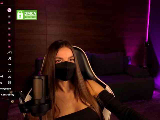 AliceFoXy webcam
