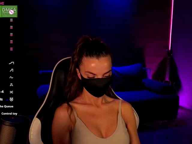 AliceFoXy webcam
