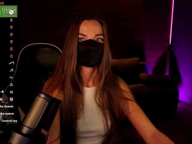 AliceFoXy webcam