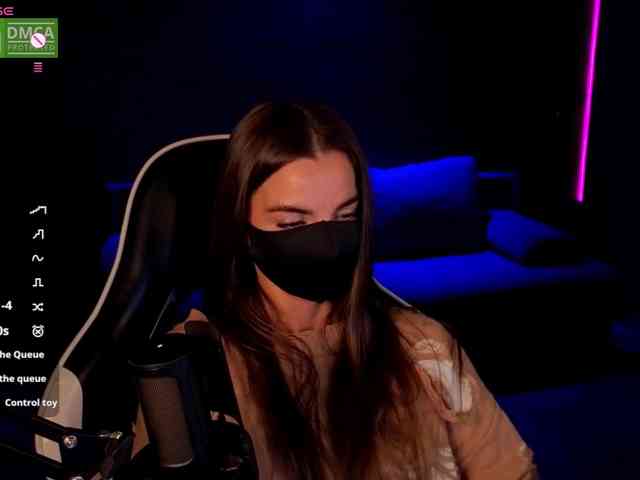 AliceFoXy webcam