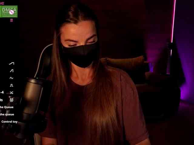 AliceFoXy webcam