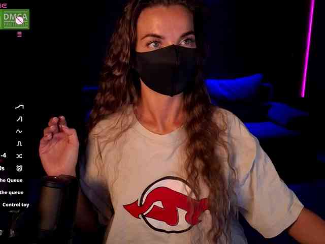 AliceFoXy webcam