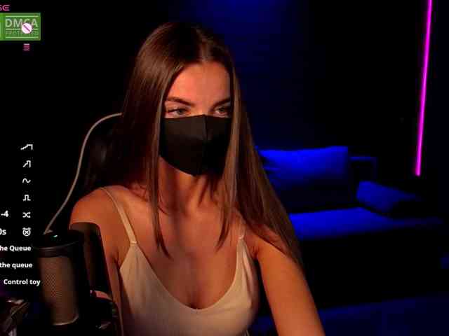 AliceFoXy webcam