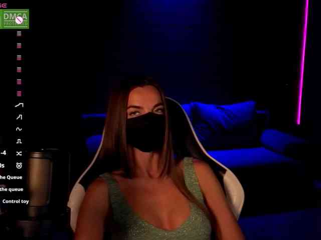 AliceFoXy webcam