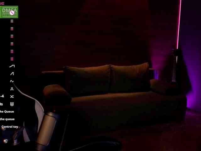 AliceFoXy webcam