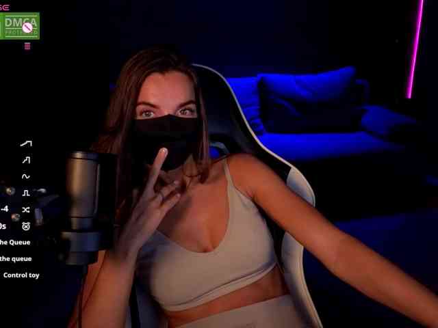 AliceFoXy webcam