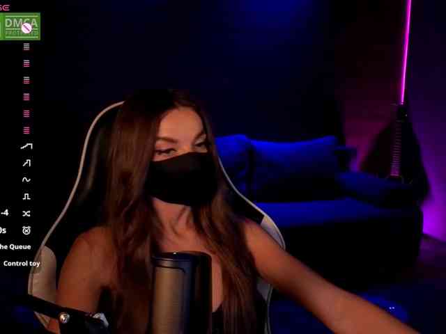 AliceFoXy webcam