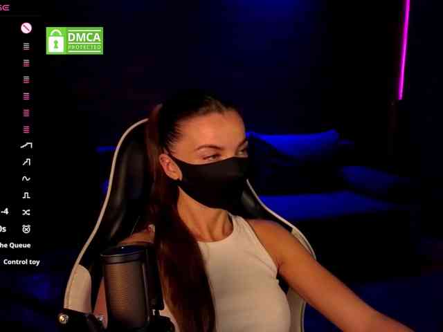 AliceFoXy webcam