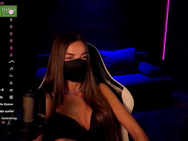 AliceFoXy webcam