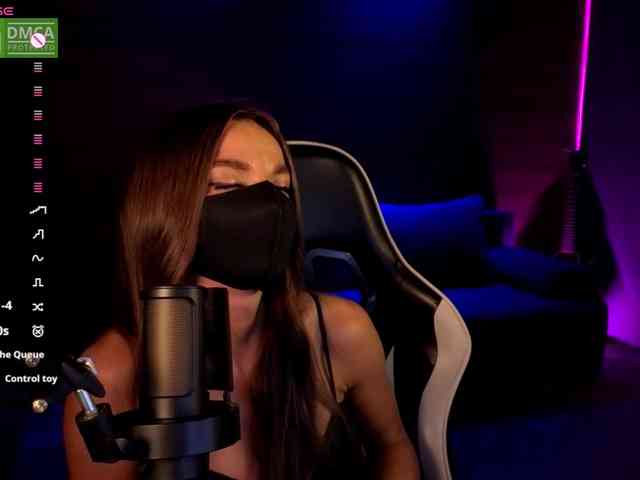 AliceFoXy webcam