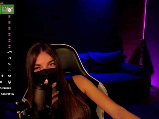 AliceFoXy webcam