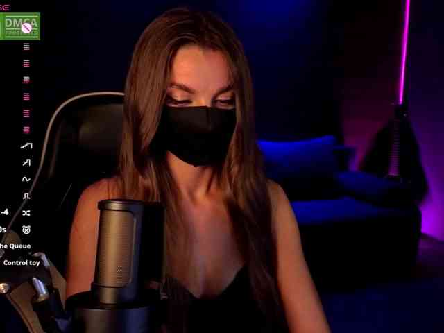 AliceFoXy webcam