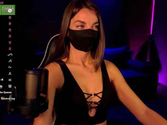AliceFoXy webcam