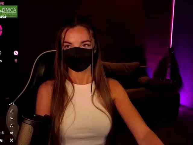 AliceFoXy webcam